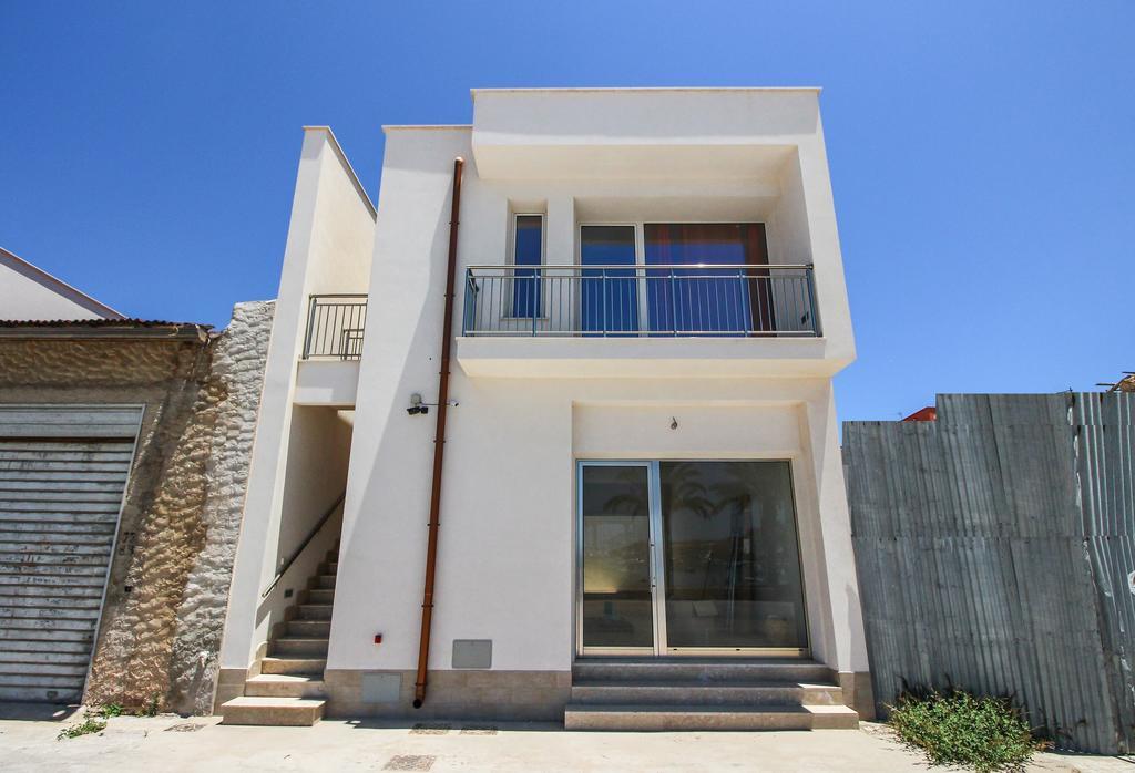 Family Suite Porto Vecchio Lampedusa Exterior photo